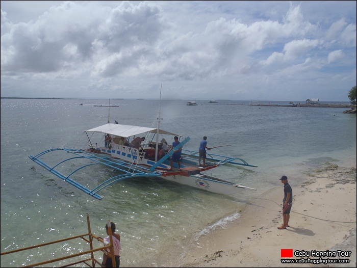 Cebu Nalusuan island hopping tour - 27 Dec 2012