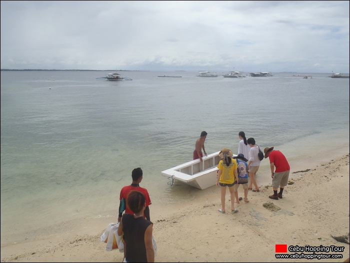 Cebu Nalusuan island hopping tour - 31 Dec 2012