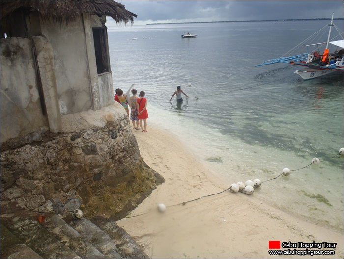 Cebu Nalusuan island hopping tour - 22 Feb 2013