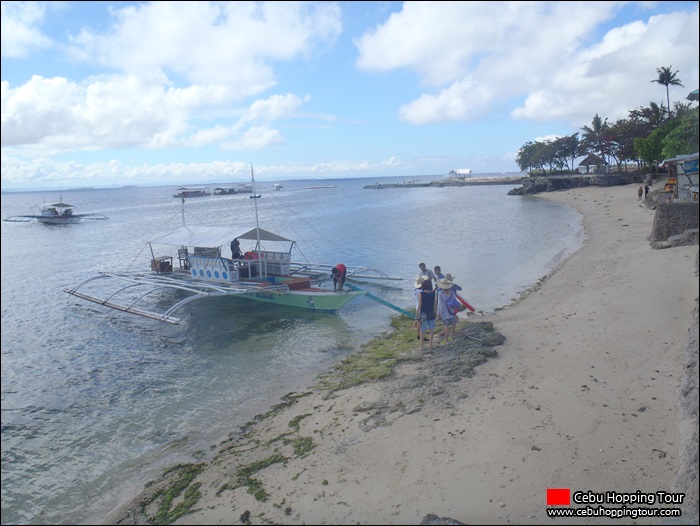 Cebu island hopping tour - 9 Feb 2013