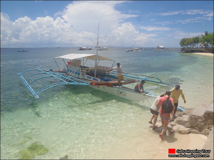 Cebu Nalusuan island hopping tour - 12 Mar 2013