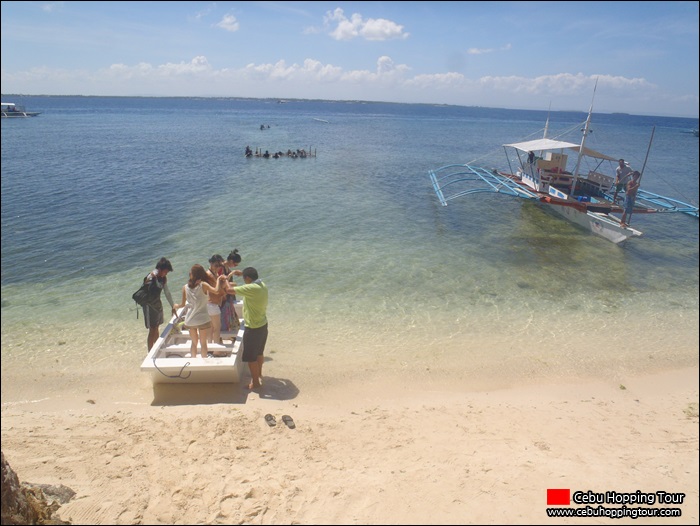 Cebu Nalusuan island hopping tour - 20 Mar 2013