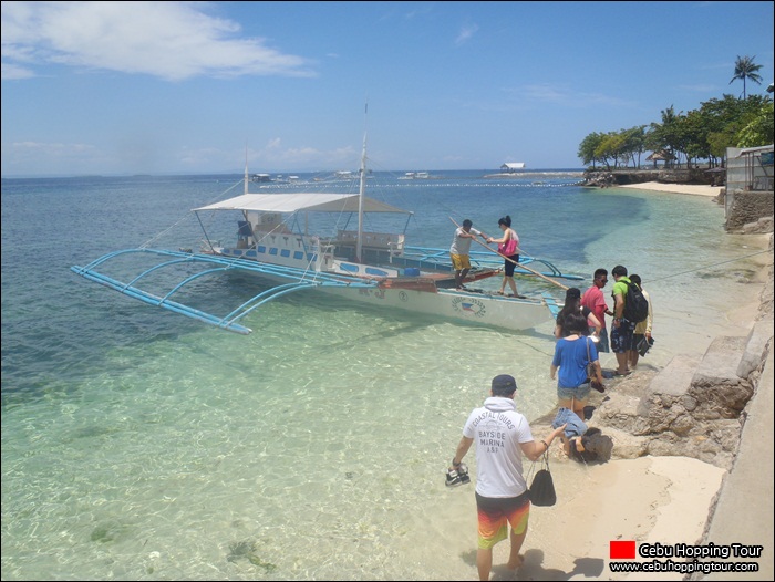 Cebu Nalusuan island hopping tour - 15 Apr 2013