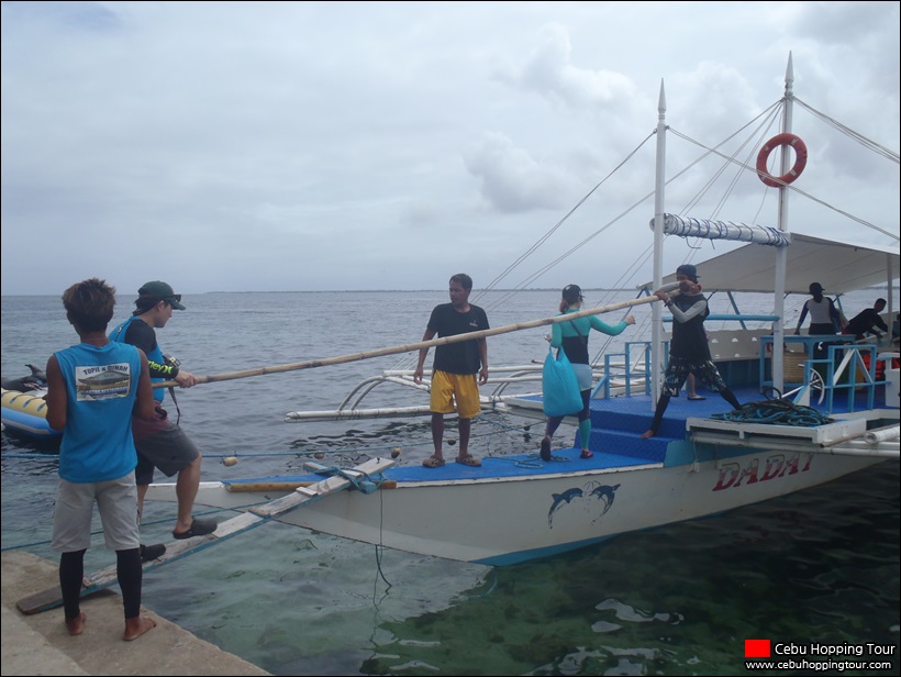 Cebu Nalusuan island hopping tour on 28 Feb 2016