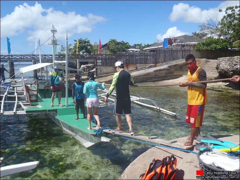 Cebu Nalusuan island hopping tour on 1 Mar 2016