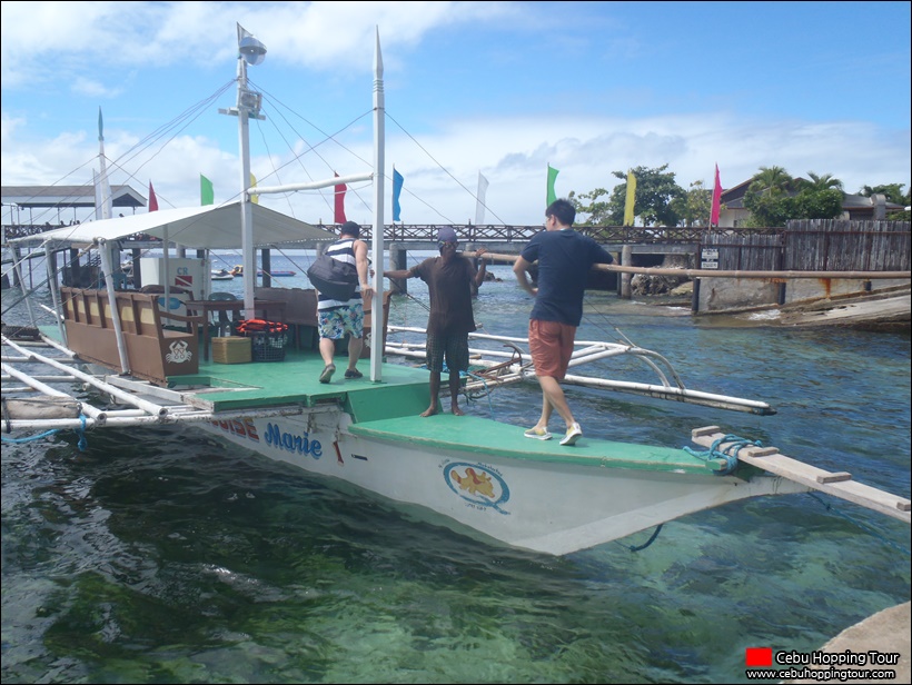 Cebu Hilutungan & Nalusuan island hopping tour on 8 Mar 2016