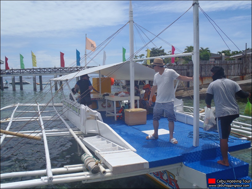 Cebu Hilutungan & Nalusuan island hopping tour on 4 Apr 2016