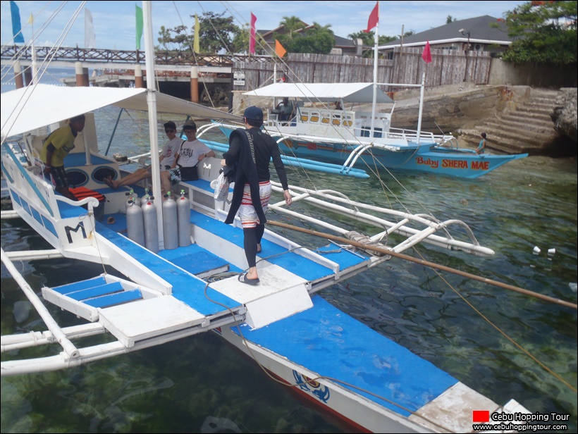 Cebu Hilutungan & Nalusuan island hopping tour on 1 May 2016