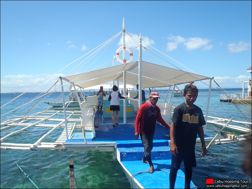 Cebu Nalusuan island hopping tour on 25 Apr 2016