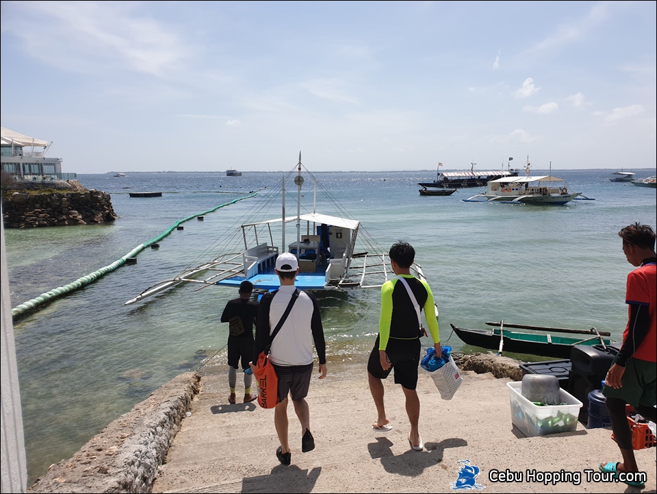 Cebu Hilutungan island hopping tour on 11 Feb 2020