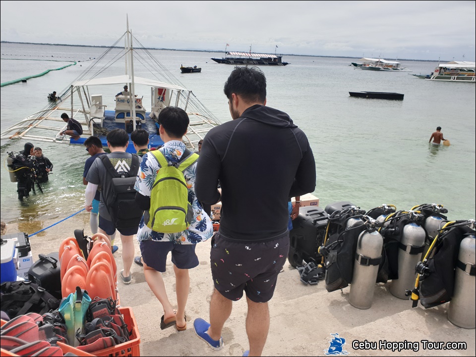 Cebu Hilutungan & Nalusuan island hopping tour on 5 Feb 2020